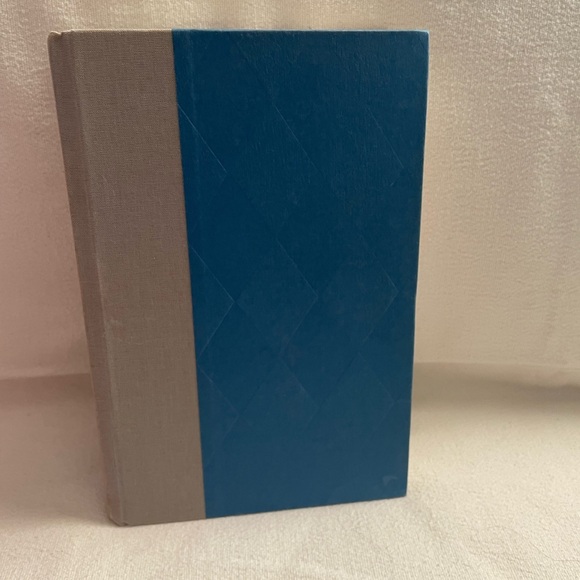 Scholastic Harry Potter Book Collection - Used 2 - 5 ( 5 has no cover ) - Picture 14 of 15